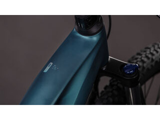 CUBE Reaction Hybrid One 600 click to zoom image