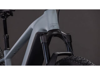 CUBE Reaction Hybrid Race 800 click to zoom image