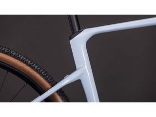 CUBE Nuroad Hybrid C:62 Slx 400x click to zoom image