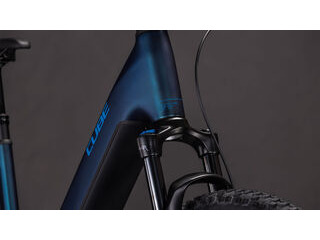 CUBE Reaction Hybrid Pro 800 click to zoom image