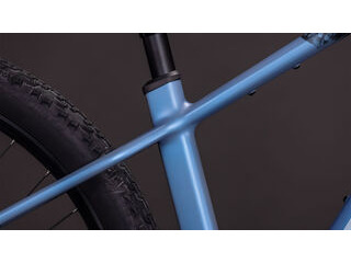 CUBE Reaction Hybrid Slt 800 click to zoom image