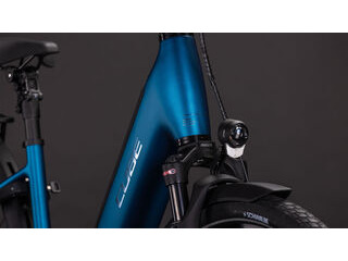 CUBE Supreme Hybrid Deluxe Pro 600 click to zoom image