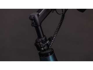 CUBE Longtail Hybrid 800 click to zoom image