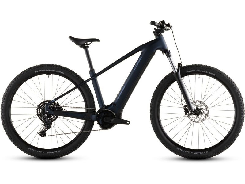 CUBE Reaction Hybrid Performance 600 click to zoom image