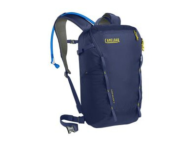 CAMELBACK Cloud Walker Hydration Pack 18l With 2.5l Reservoir: Navy 18l